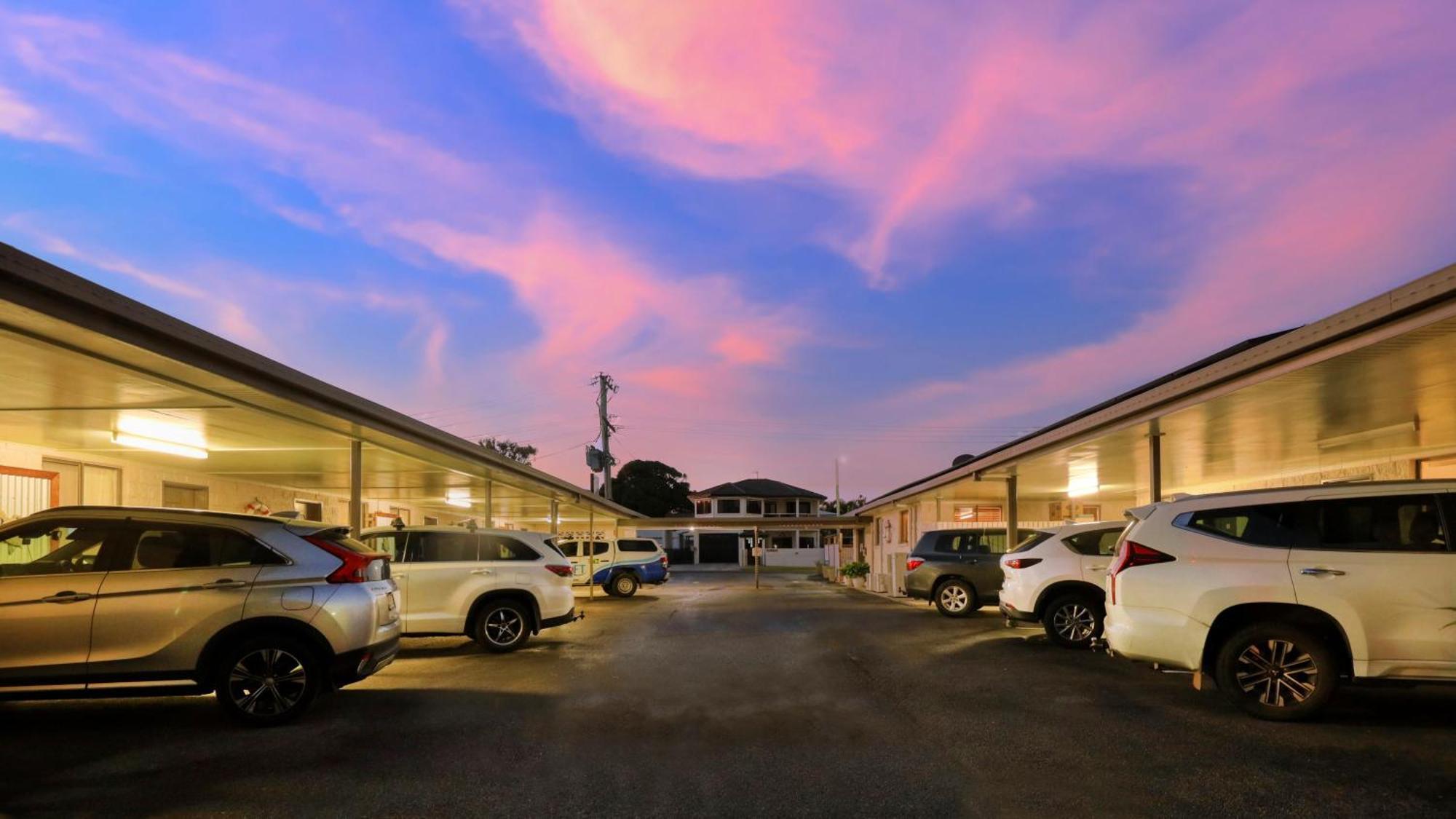 Boyne Island Motel And Villas Luaran gambar