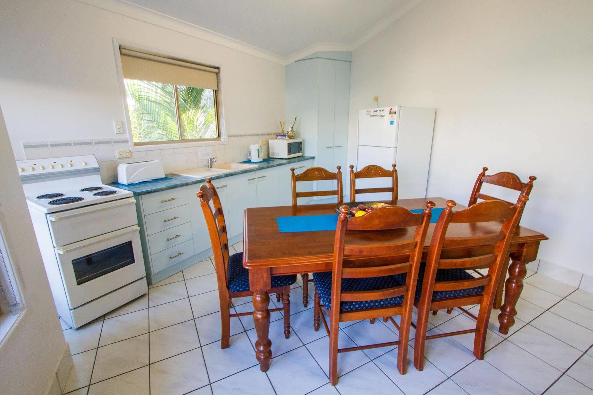 Boyne Island Motel And Villas Luaran gambar